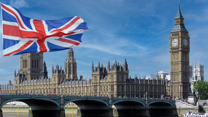 All abroad! More Brits overseas can now register to vote